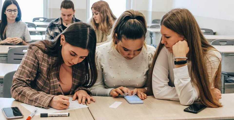 На международном конкурсе «Шаг в науку» высоко оценили работы студентов ЮУТУ