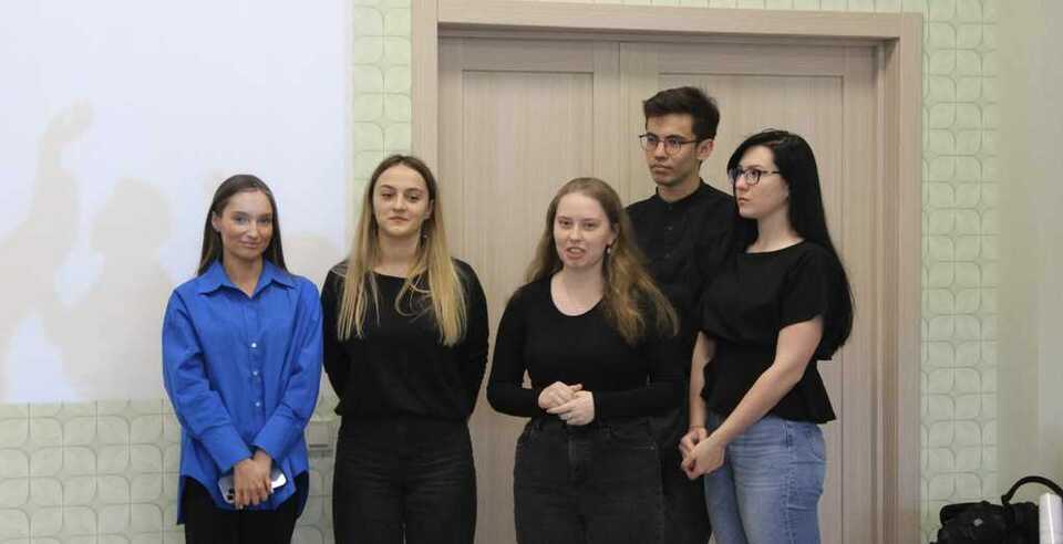 Поздравление преподавателей и студентов ЮУТУ с завершением 2021-2022 уч.года: желаем удачи в сдаче сессии!