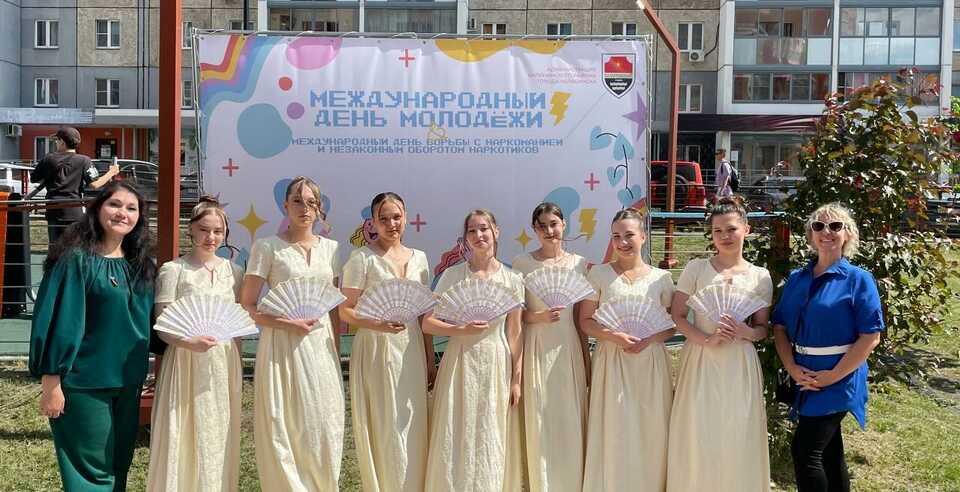 Студенты ЮУТУ и УРК выступили на концерте в честь Дня молодёжи