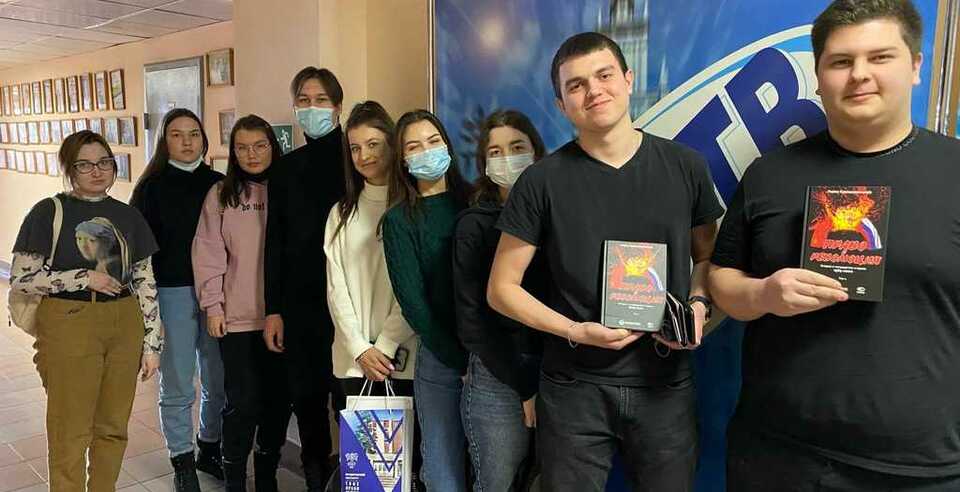 Студенты ЮУТУ на научно-практической конференции 