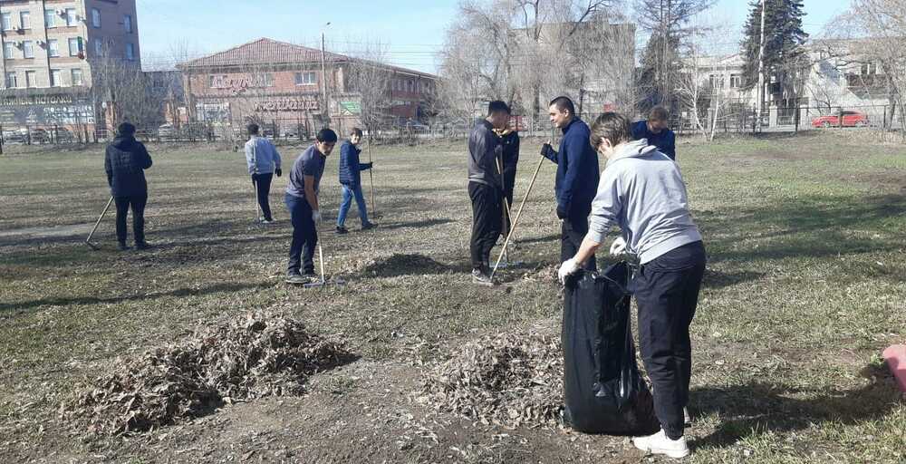 Начало субботникам положено!